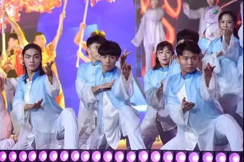 23f73f9eeafc466d90fc11e9616e53d0.jpg 23f73f9eeafc466d90fc11e9616e53d0.jpg