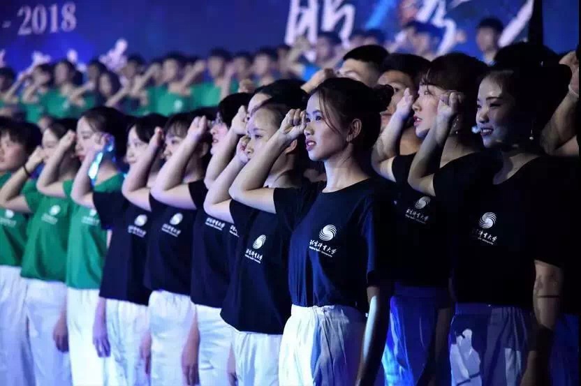 9125093147e1404b9f7864b0a9bd215f.jpg 9125093147e1404b9f7864b0a9bd215f.jpg