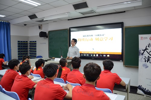 bd4958a1b4de433283e208b600a9c9a5.jpg cc284a28f43632251d7b3a48a97ff63.jpg