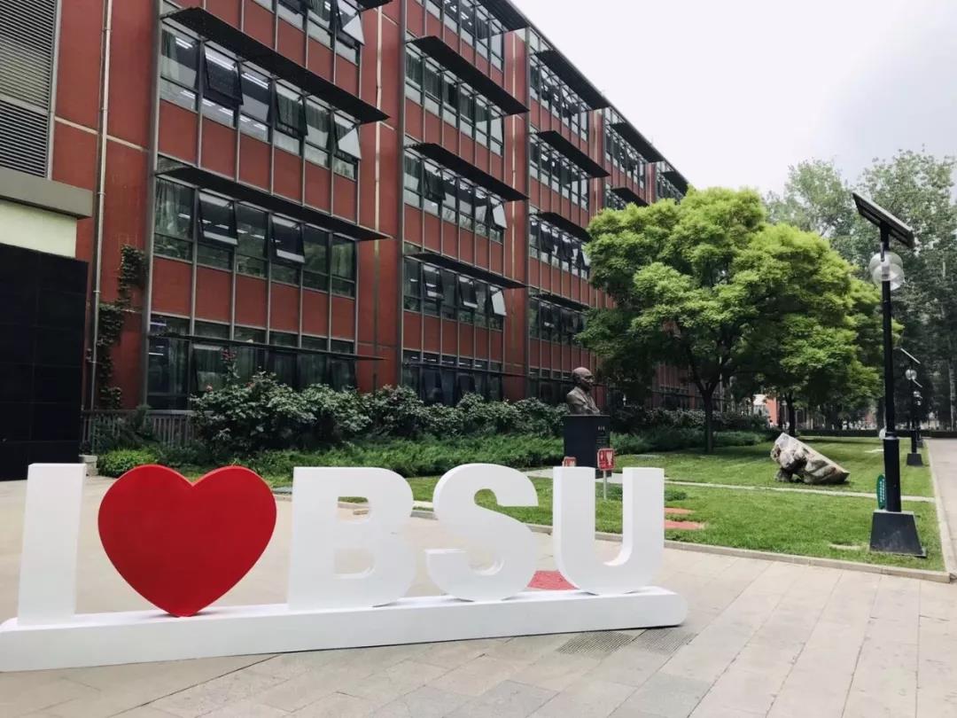 c09def082e3f4bb988e0bf2d5e54947e.jpg 2.jpg