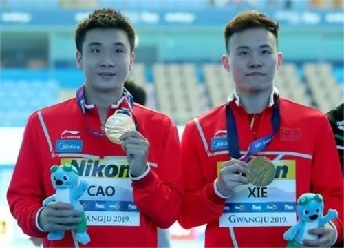 00ca26d615f54b958424cb6f72c92774.png 2.png