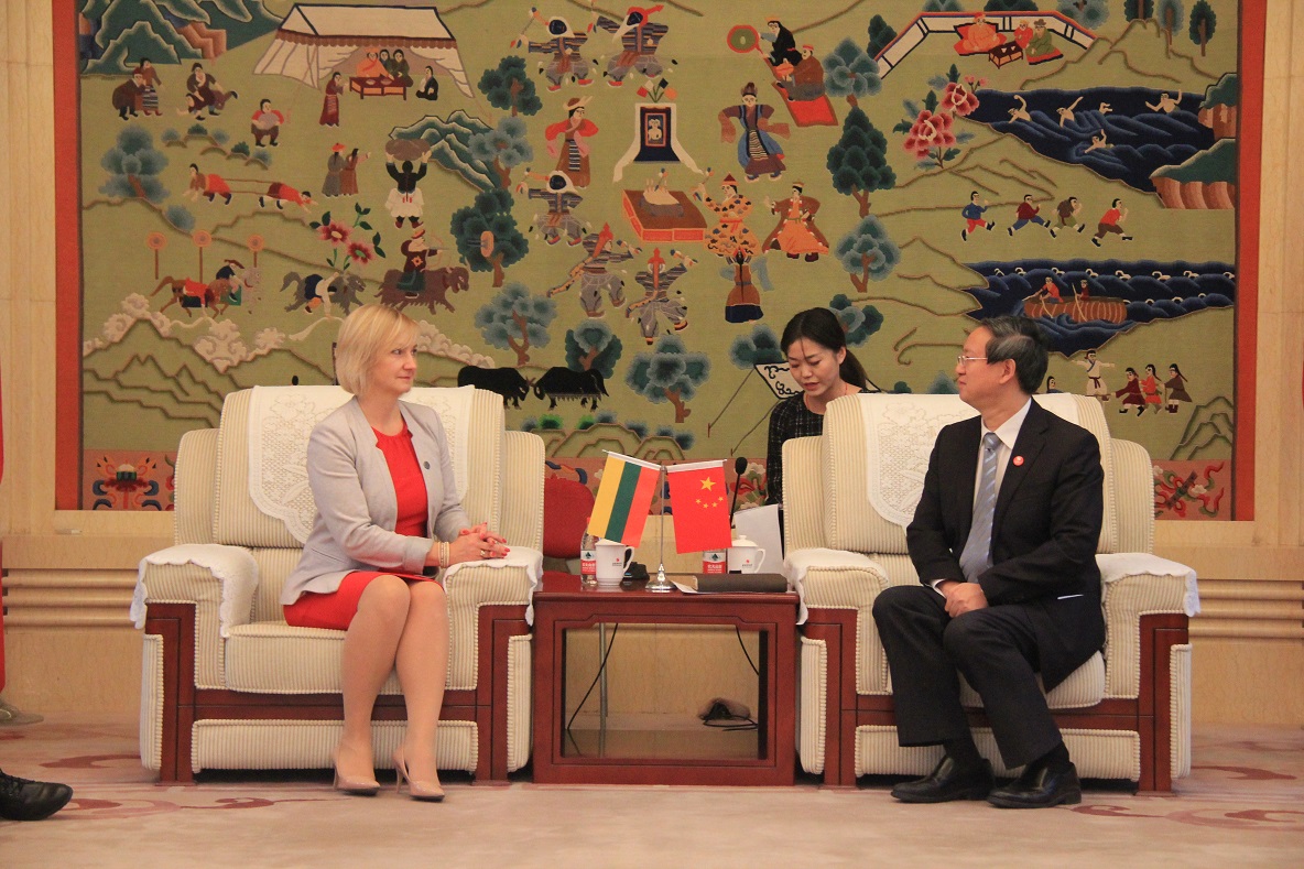 0ea2e8fdf5be46d9b1c5c5d4cab76dbb.jpg 0ea2e8fdf5be46d9b1c5c5d4cab76dbb.jpg