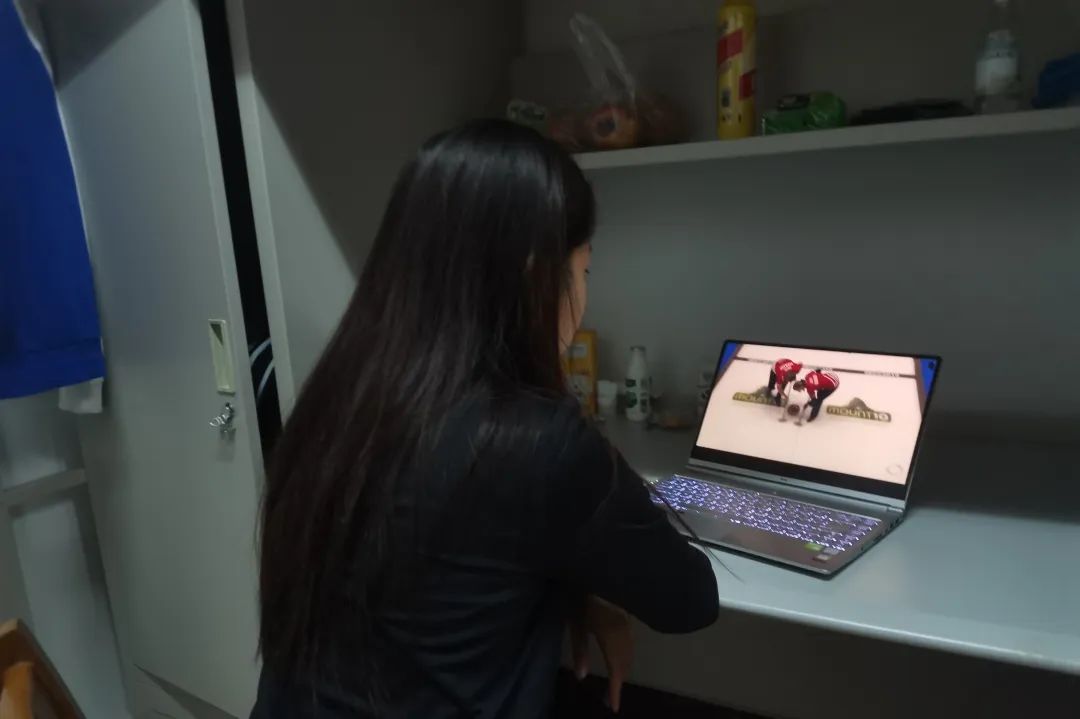 090e6162e48e4b7dab51571a33d8f82e.jpg 090e6162e48e4b7dab51571a33d8f82e.jpg