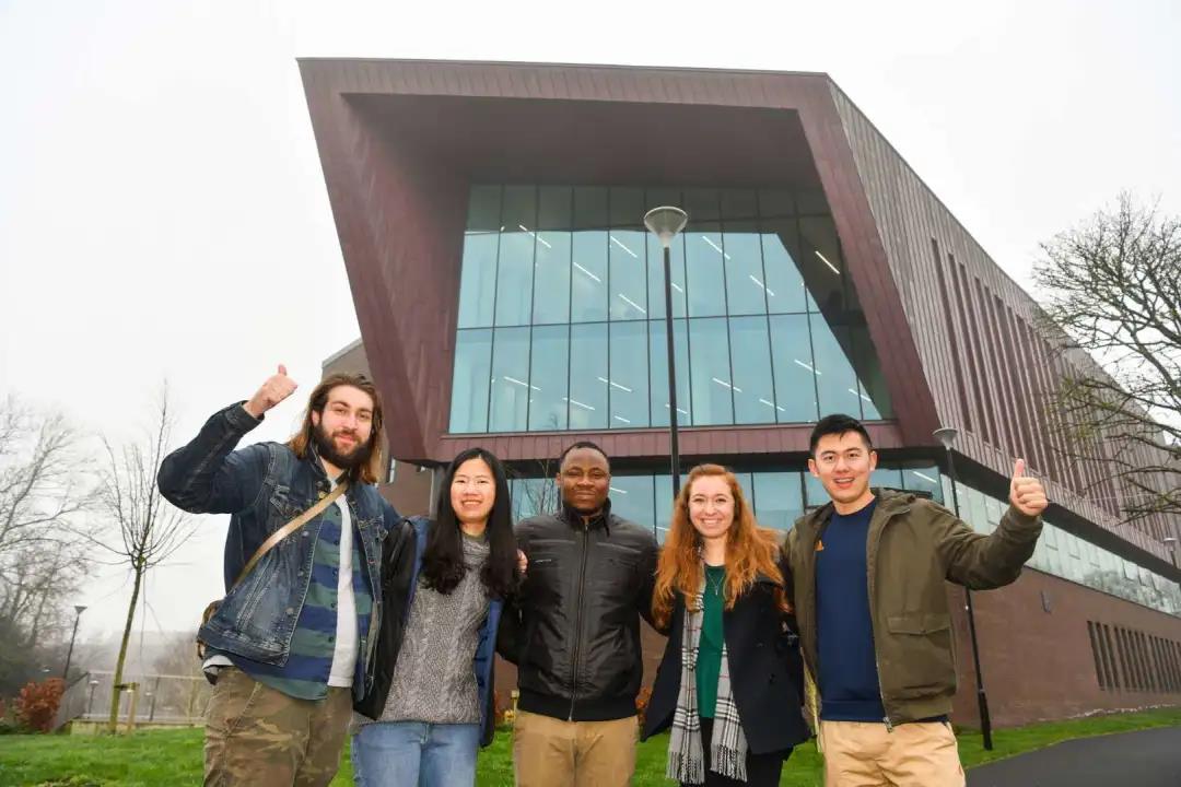 4990da64ec2a4cb786d3523b5394ae3d.jpg 3.jpg