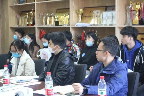 9cb5b57da61d4fdaa0f90b146b3751a4.jpg 640.webp (1).jpg