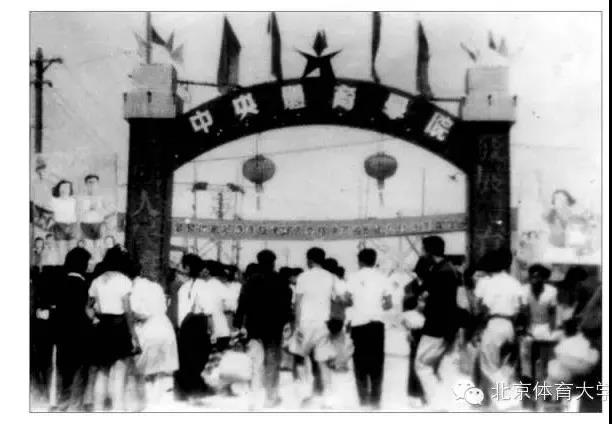 f41c501d51494cdf9e8d29fb43e6db11.jpg f41c501d51494cdf9e8d29fb43e6db11.jpg