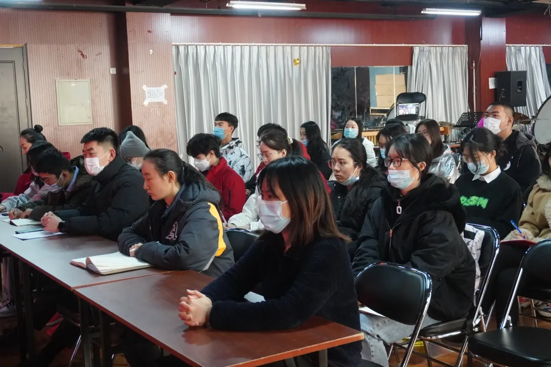 b9ccbbe58c964325a459ced614ee98de.jpg b9ccbbe58c964325a459ced614ee98de.jpg