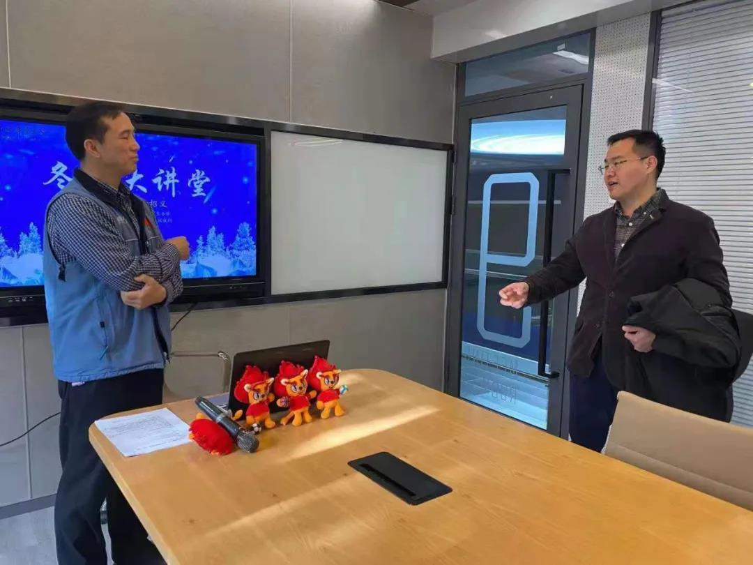 40d1ea4636834eb0ad72a922b6b2f95d.jpg 40d1ea4636834eb0ad72a922b6b2f95d.jpg