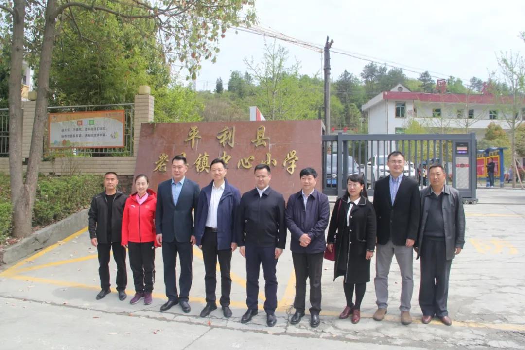 c404130da0aa4650bbe837f1c3ea758c.jpg c404130da0aa4650bbe837f1c3ea758c.jpg