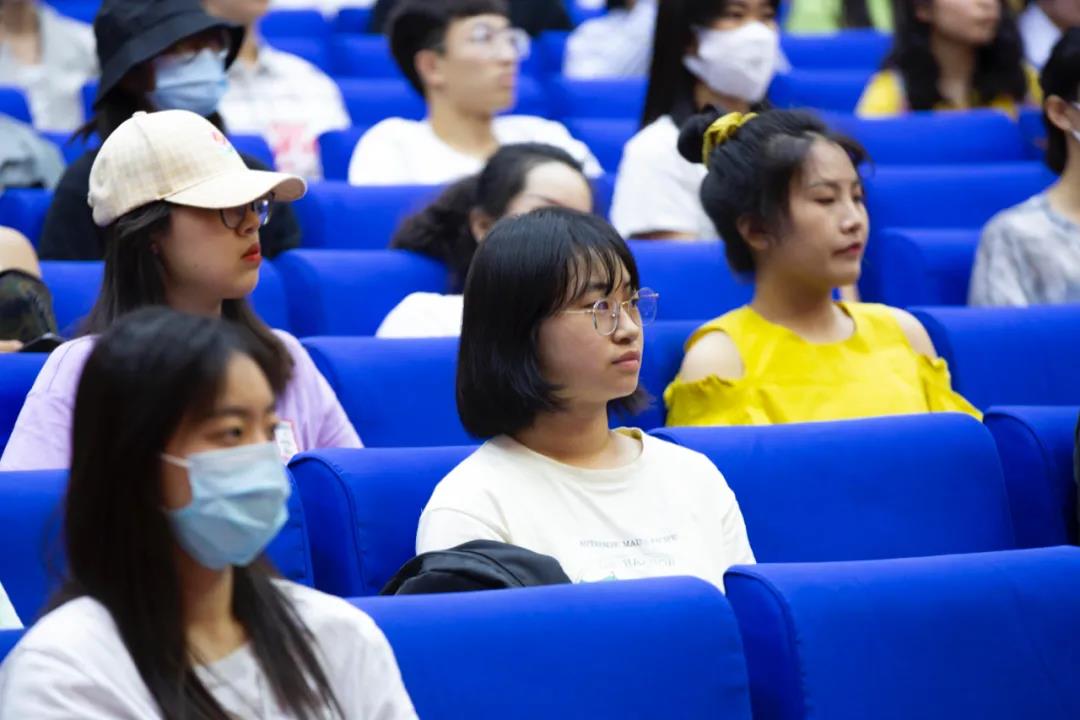 1197d505e682458d8ae64ccfc4ef1bfe.jpg 1197d505e682458d8ae64ccfc4ef1bfe.jpg