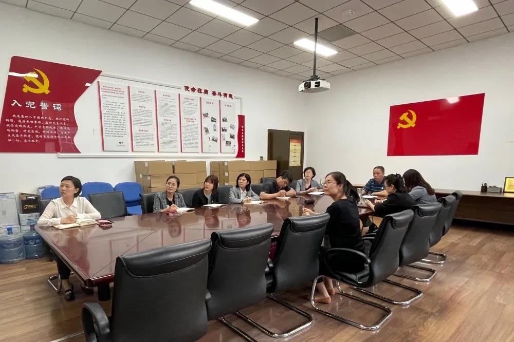 61f8cd604aae4dd3b003a1c37b0d9e8a.jpg 61f8cd604aae4dd3b003a1c37b0d9e8a.jpg