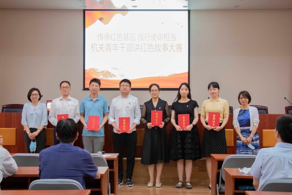 d6eead7d73824bba943ccaa77778f4e1.jpg d6eead7d73824bba943ccaa77778f4e1.jpg