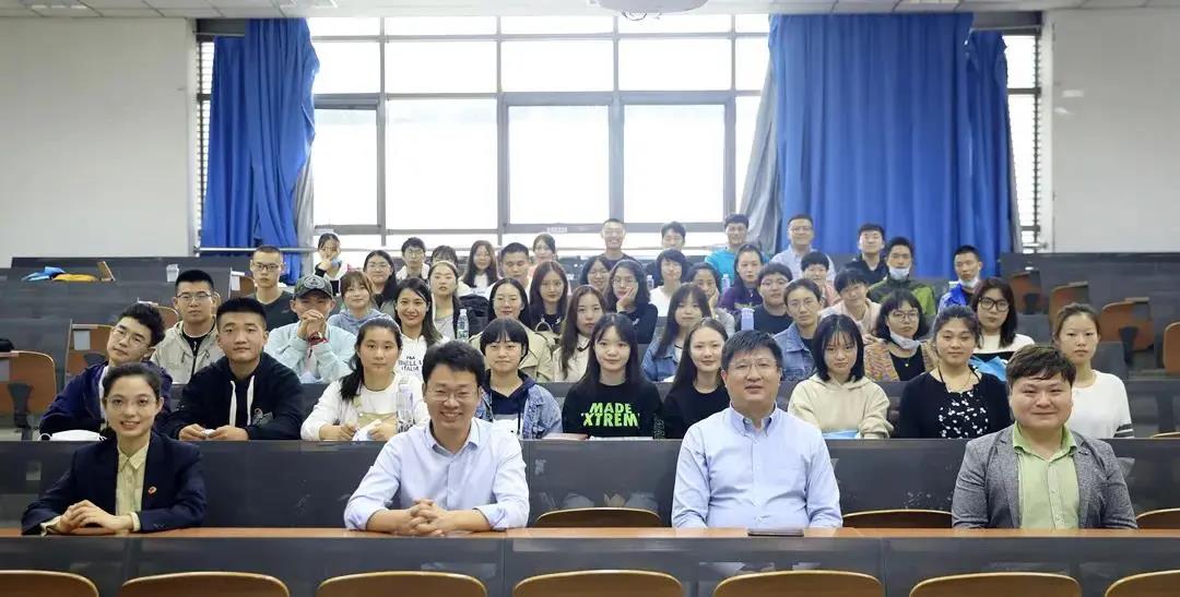 3adbef8a3f644403acdddf2920d03ecc.jpg 3adbef8a3f644403acdddf2920d03ecc.jpg