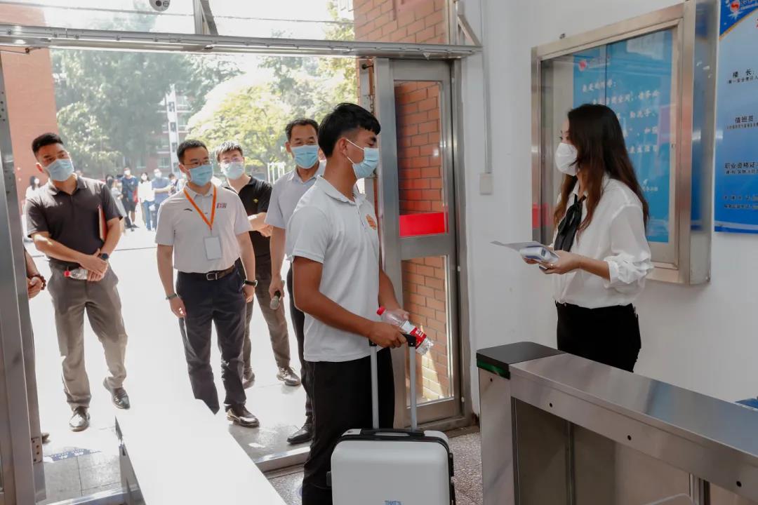 23b64f25113740688a57c2896cfb9461.jpg 23b64f25113740688a57c2896cfb9461.jpg