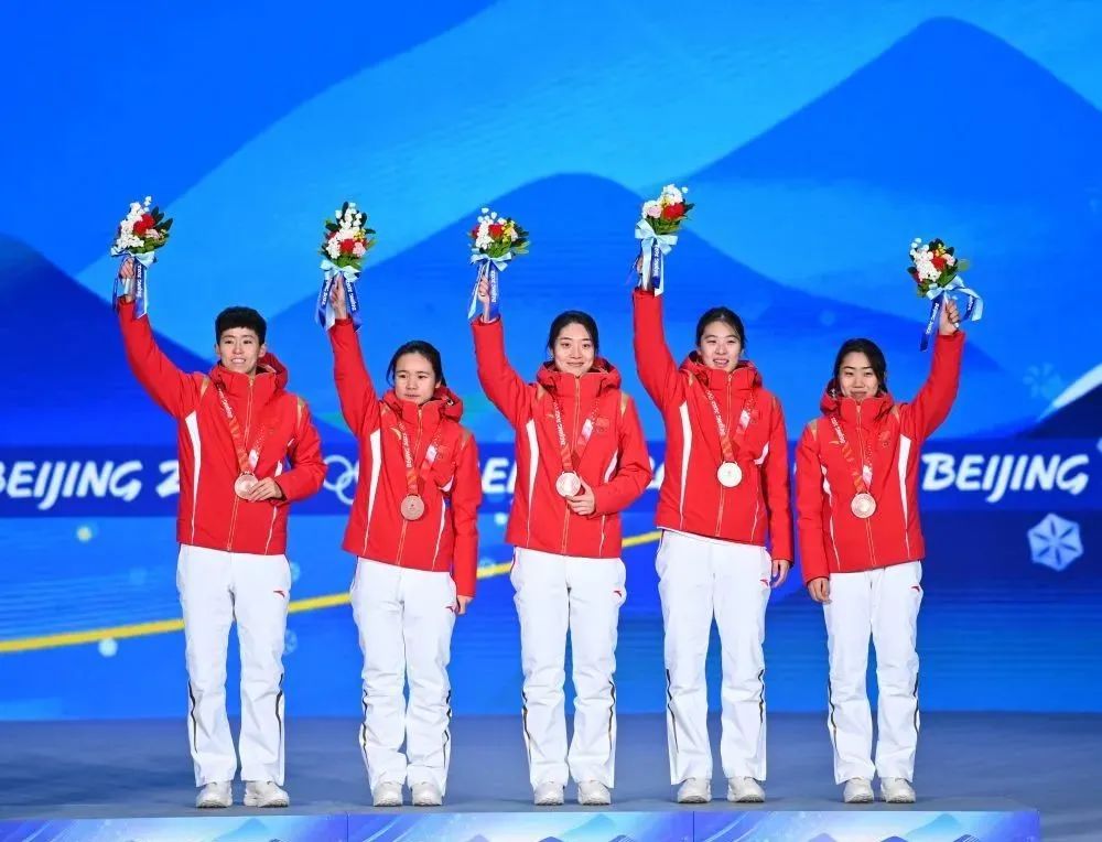 4445bb469a654e9085c6351fd3475e4a.jpg 4445bb469a654e9085c6351fd3475e4a.jpg