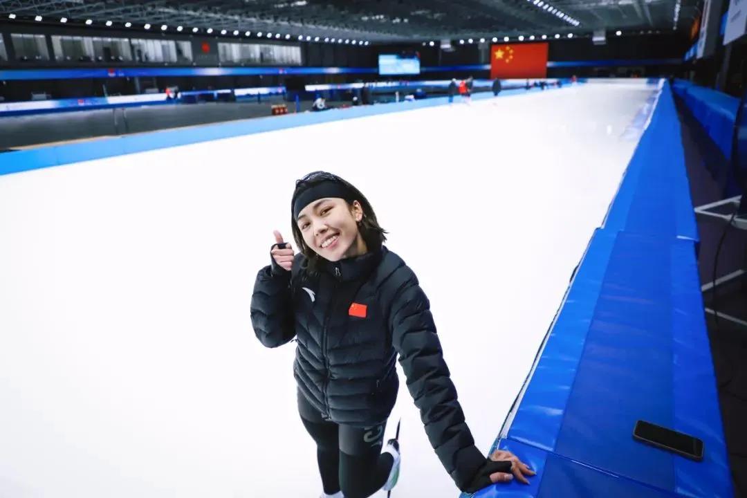 e951793efbc6480bbdd0eec566aee257.jpg e951793efbc6480bbdd0eec566aee257.jpg