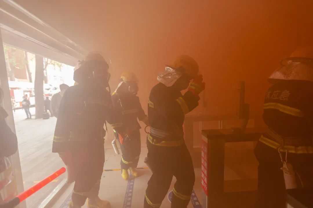 c6583d8d69694106bc9098ec2cebd814.jpg c6583d8d69694106bc9098ec2cebd814.jpg