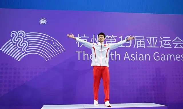 88fb92f1eeed4091920098cf069bc88a.jpg 88fb92f1eeed4091920098cf069bc88a.jpg