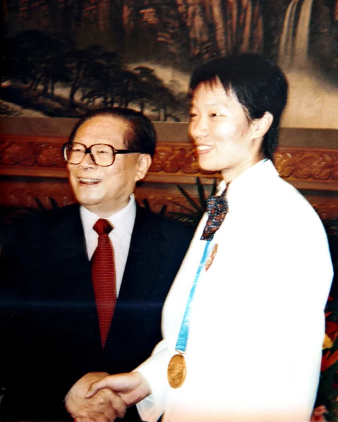 cf34d1ddf1fa488d948fd974d4a9fd45.jpg cf34d1ddf1fa488d948fd974d4a9fd45.jpg