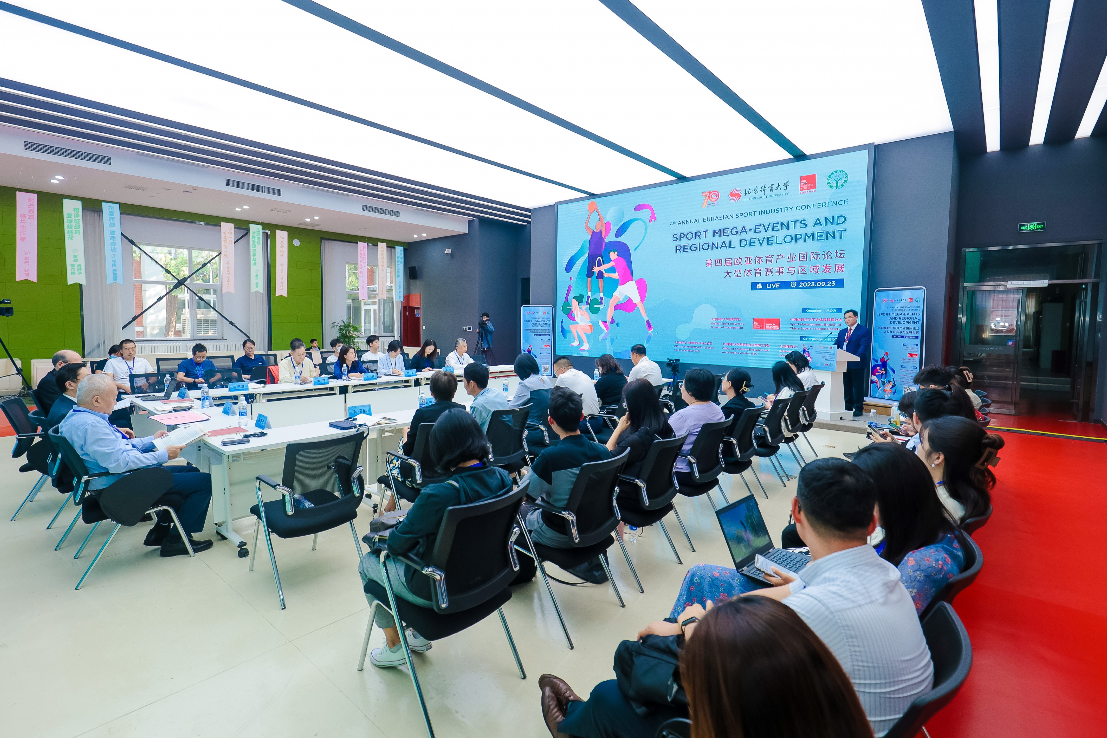 e4b0182e03d34388b543e2b035e7b057.jpg e4b0182e03d34388b543e2b035e7b057.jpg