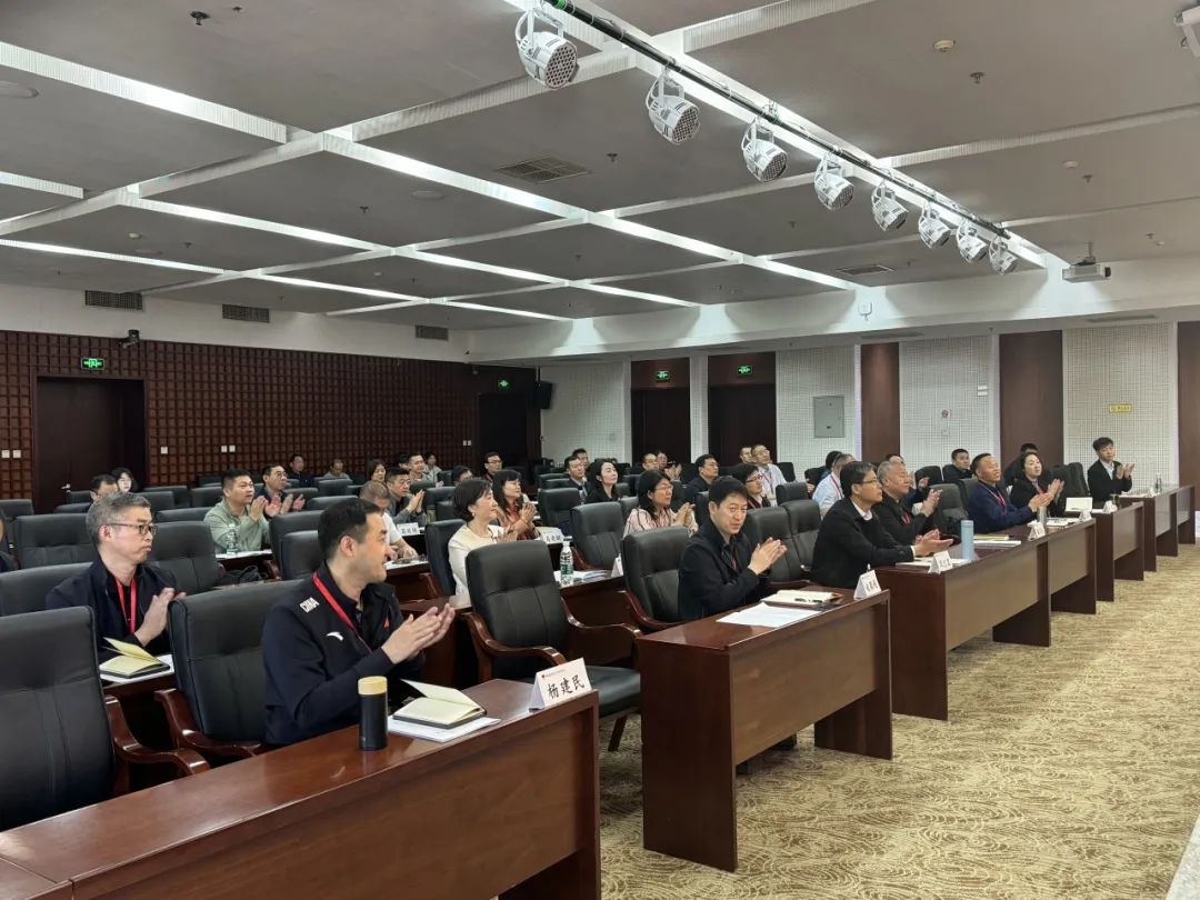 cb6ffd0443294bc59f5fcec0590adf5c.jpg cb6ffd0443294bc59f5fcec0590adf5c.jpg