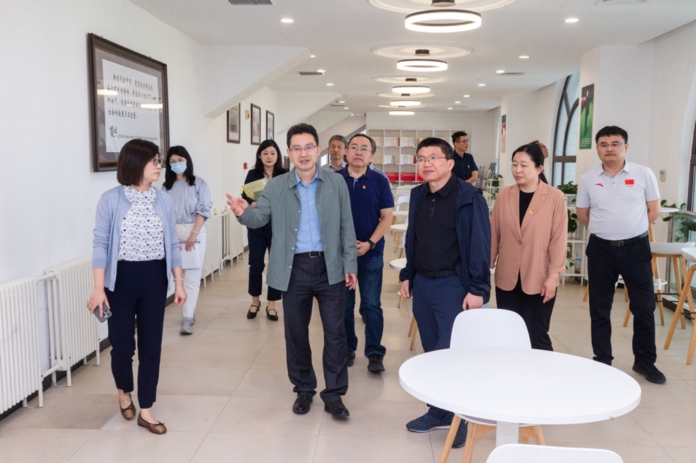 3ca552c247604755b589e9e312e740d7.png 3ca552c247604755b589e9e312e740d7.png