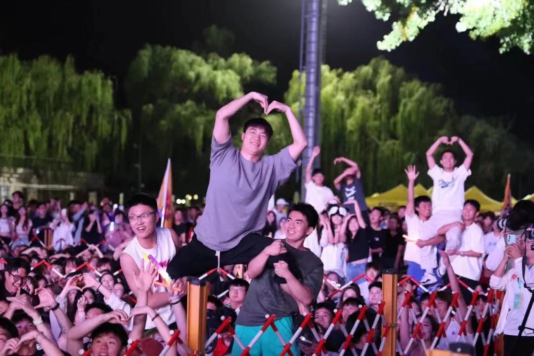 9072e83794334ab497f75c84941b7122.jpg 9072e83794334ab497f75c84941b7122.jpg