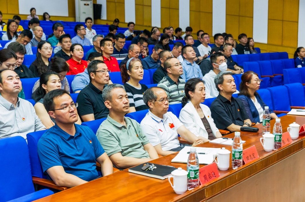 7602af8944b443abb72a278bfbc81154.png 7602af8944b443abb72a278bfbc81154.png