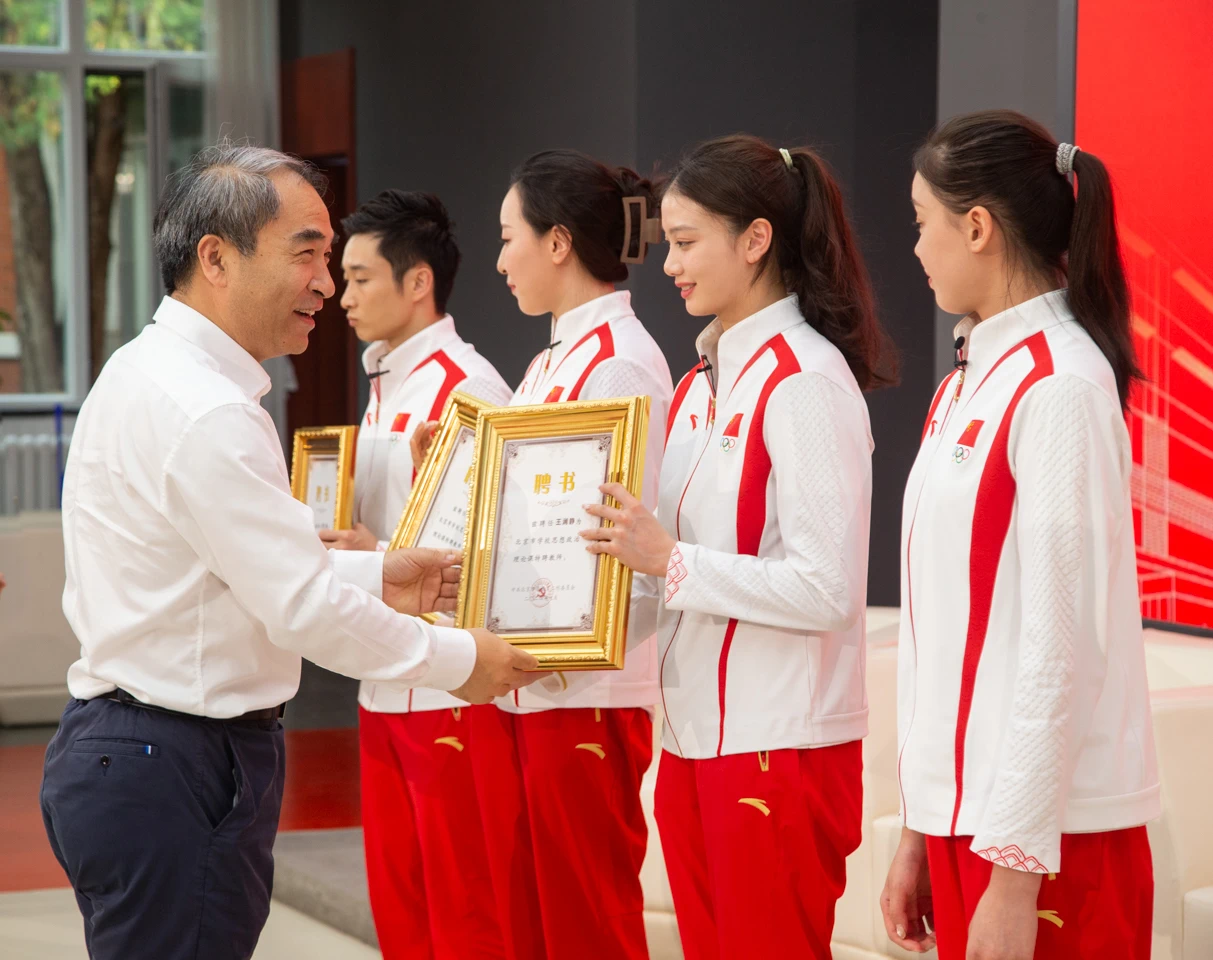 4e51e252b3c94e0caad63ea4526edcb7.png 4e51e252b3c94e0caad63ea4526edcb7.png