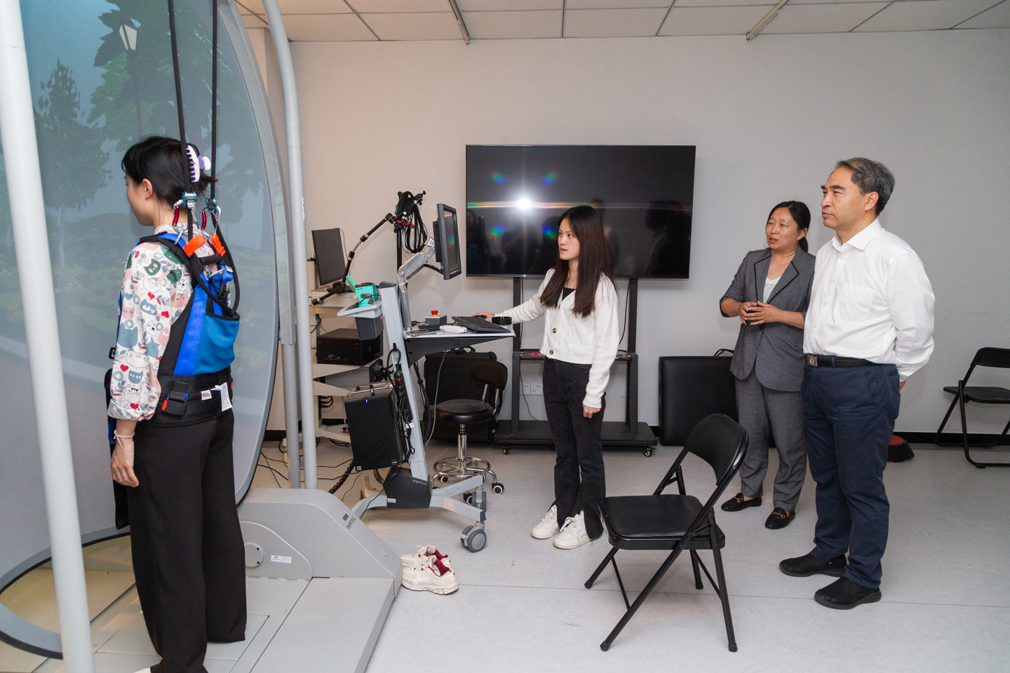 d40c4f389b3d4cbdb2e3c2bfd0b7ae30.png d40c4f389b3d4cbdb2e3c2bfd0b7ae30.png