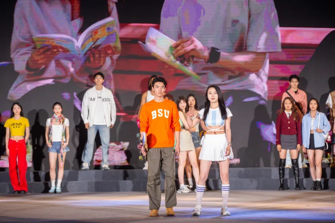 06980624e39f4fa5bd4a27459ec53792.jpg 06980624e39f4fa5bd4a27459ec53792.jpg