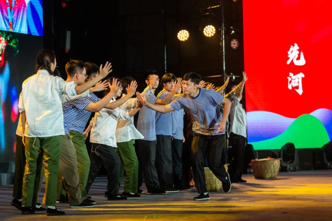 13da053c9d2b4580b99257be680cdf05.jpg 13da053c9d2b4580b99257be680cdf05.jpg