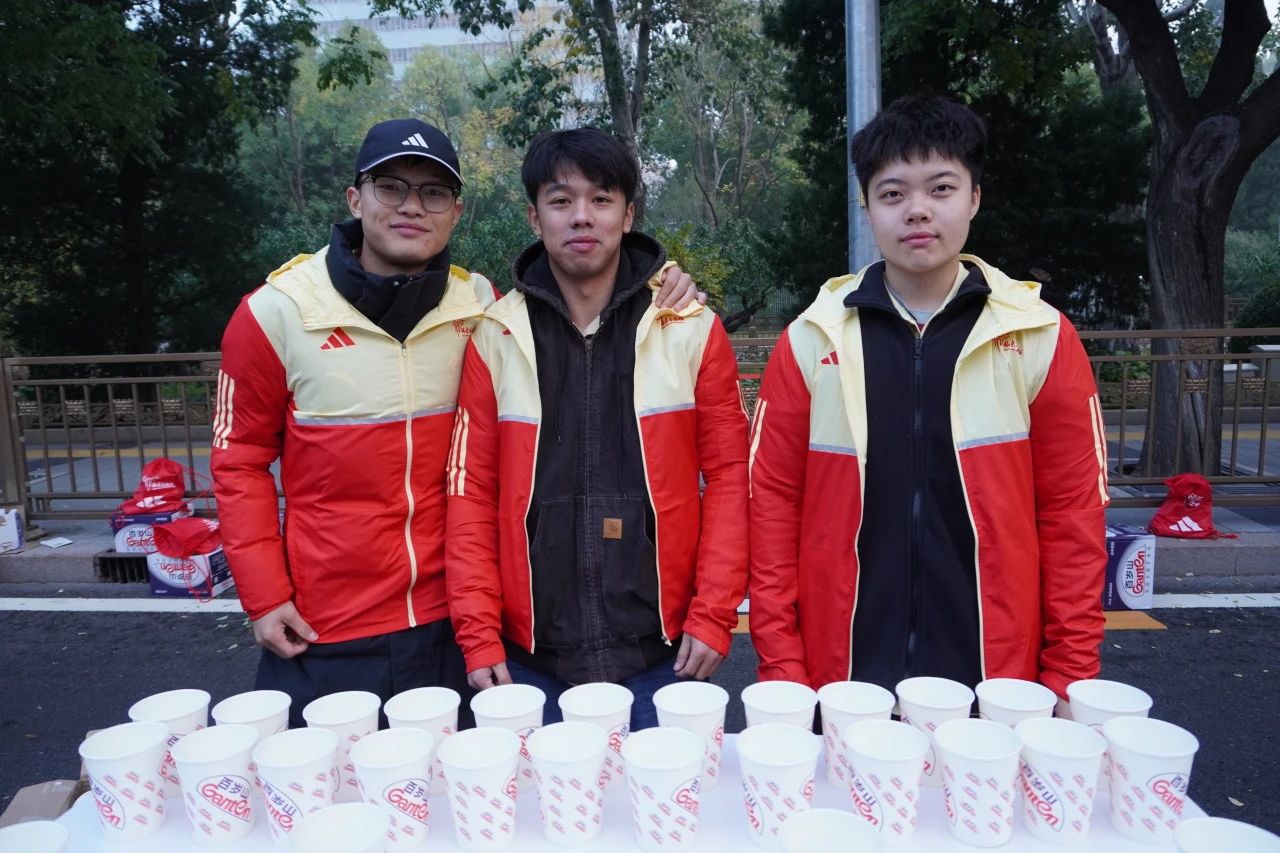 bdc83b984b39442f90a7d65e9143004d.jpg bdc83b984b39442f90a7d65e9143004d.jpg