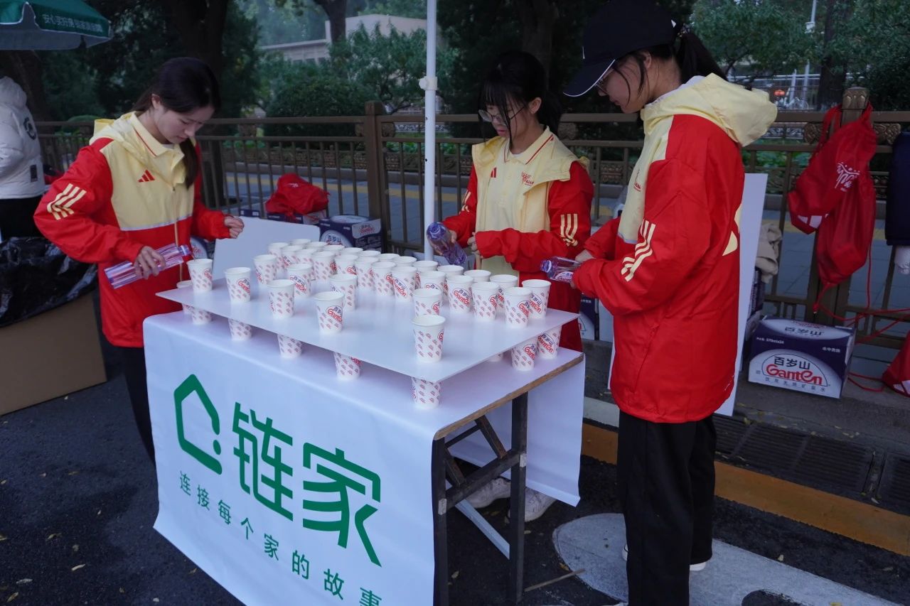 e66caa77a22a4f738e707908a920a9b5.jpg e66caa77a22a4f738e707908a920a9b5.jpg