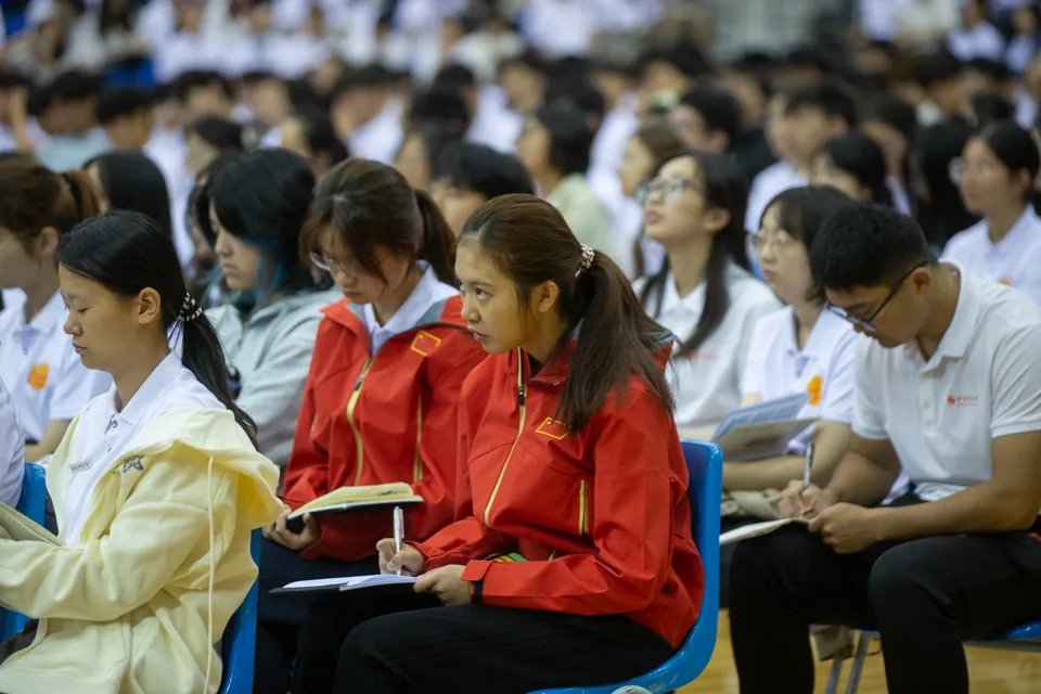 b9f499d58f9342798b48d53765338b1f.png b9f499d58f9342798b48d53765338b1f.png